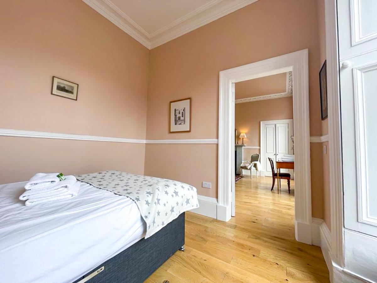 Remarkable 5Br Townhouse With Garden, Sleeps 12 Edinburgh Dış mekan fotoğraf