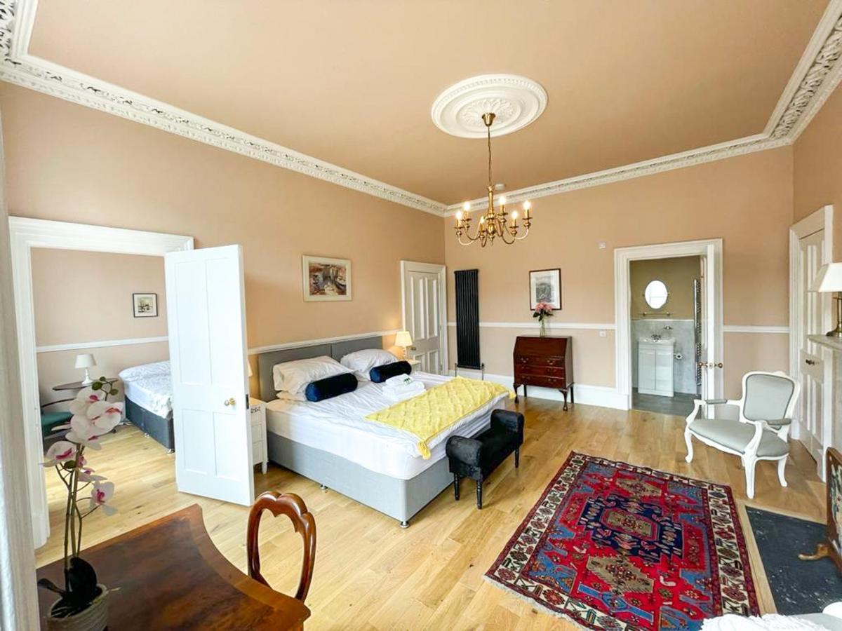 Remarkable 5Br Townhouse With Garden, Sleeps 12 Edinburgh Dış mekan fotoğraf