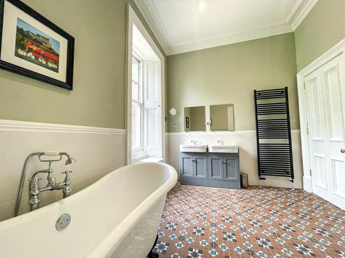 Remarkable 5Br Townhouse With Garden, Sleeps 12 Edinburgh Dış mekan fotoğraf